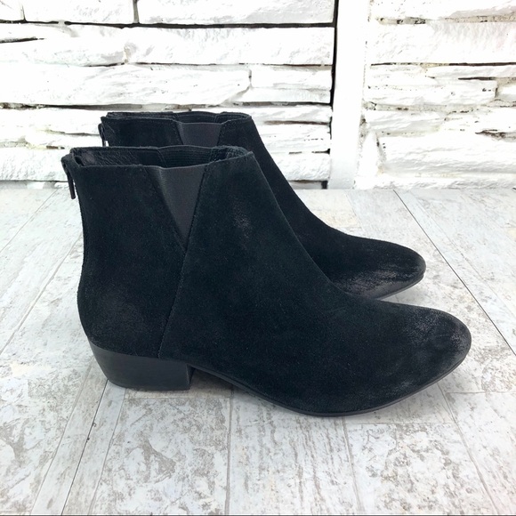 Rebels Rally’s Distressed Oiled Leather Bootie - Picture 1 of 8